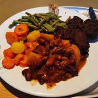 Self service plate at Tibits in Luzern