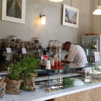 Clean, bright and welcoming at Ecru in Rome