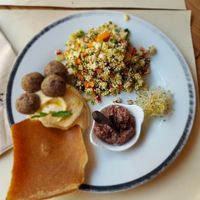 Raw falafel at Ecru in Rome