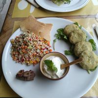 Quinoasalat at Ecru in Rome