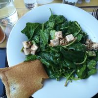 Protein salad with marinated tofu and ginger at Ecru in Rome