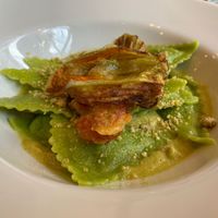TRIANGOLI DI SPINACI E PATATE SU CREMA DI ZUCCHINE E BASILICO (Vegan🌱) at Pasta Factory in Manchester