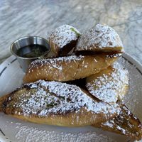  Crusties at Kindred in San Diego