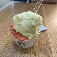 Gelato in coppetta fragola- passion fruit e ananas-basilico   at Le Verdure at Eataly Torino Lingotto in Turin