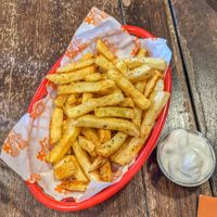 Fries (5/10) at Vx in Bristol