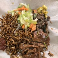 $3 Maggi noodles with mushroom stalk, melon gourd and tofu slices at Mi Le Vegetarian 弥乐素食 in Central Singapore