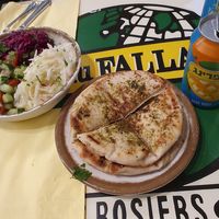 Zataar bread and the vegetable plate at L'as du Fallafel in Paris