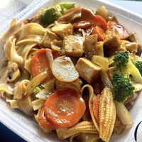 Hu Tieu Xao Dau Hu (stir-fried rice noodles with tofu and vegetables)   at Pho Truong in Richardson