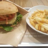 Ripple cheese burger and cheesy fries at Ain Soph.Ripple Kabukicho in Tokyo