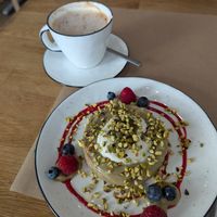 Fluffy pancakes pistache at Paper Plane in Nice