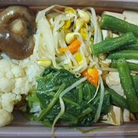 Vegan mapo tofu with rice and veggies (bought as takeout) at MíngYuán SùShí Fāng 明園素食坊 in Hualien