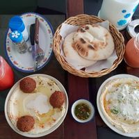 falafel and tahini hummus at Gallery House of Hummus in Koh Phangan