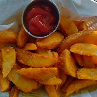 Aaron's basket of fries at Veg Cafe in Sacramento