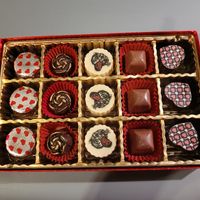 Vegan Valentine at Vegan Treats Bakery in Bethlehem