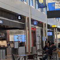  at IAD - &pizza - CC in Dulles