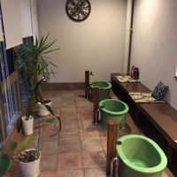 Foot bath area at Shojin Cafe Foi - Nishikuginukicho in Wakayama