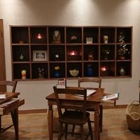 Nice atmosphere inside  at Shojin Cafe Foi - Nishikuginukicho in Wakayama