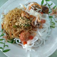 Banh tam bi at Bach Thao in Can Tho