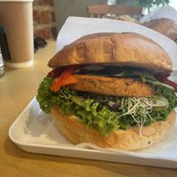 Hamburger de grão   at Krowarzywa in Krakow