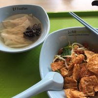 dumpling noodles  at Dong Shun Vegetarian 東顺素食 in West Singapore