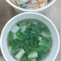 Wonton soup at Xiū Yuán SùShí 修圓素食 Sho Yuan Su Shih in Taipei