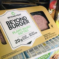 Beyond Burger  at Myrtia in Lesvos