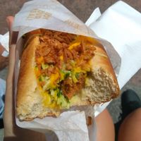 Vegan hot (d)og at Velo Vege Food Bike in Toulouse