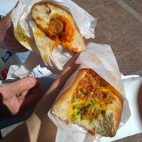 Two vegan hot (d)ogs at Velo Vege Food Bike in Toulouse