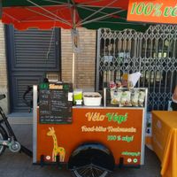 The bike at place Trinité - the march to close down all Slaughterhouses in Toulouse today at Velo Vege Food Bike in Toulouse