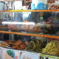 The choice you have at Hoa-Xuan Food Stall at Ben Thanh Market in Ho Chi Minh City