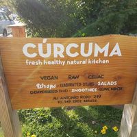 sign  at Curcuma in El Chalten
