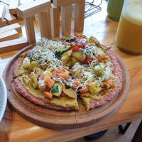 Vegan pizza! at Curcuma in El Chalten
