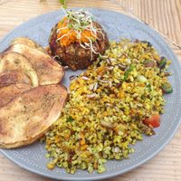 Burger 600 Peso at Curcuma in El Chalten