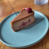 Peanutbutter Rasberry Cake at Kohvik Must Puudel in Tallinn