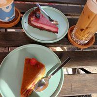 Vegan cakes and coffee at Kohvik Must Puudel in Tallinn