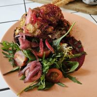 'Roasted cauliflower' (15€) at Kohvik Must Puudel in Tallinn