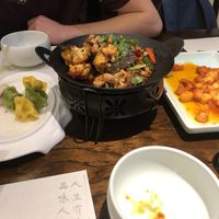 Jaozi, califlower dish, pineapple and mushrooms at Wenshu Temple Restaurant 心香 in Chengdu