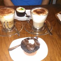 cupcakes with cappuccino at Celicioso - Hortaleza in Madrid