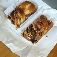 Apple and cinnamon, chocolate chip, blueberry, walnut 🥰 at Die Mehlwerkstatt in Cologne