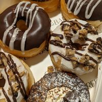 Chocolate Rosewine, Cookie Monster, Crinkle at Green Bar in Makati