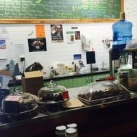 Juice and smoothie bar at Naturally on High in Thornbury