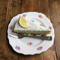 Lime coconut raw cheesecake at By Lima in Haarlem