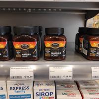 Manuka Honey at Celeiro in Rio Tinto