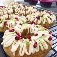Vegan donuts at MOA Organicos in Porto Alegre
