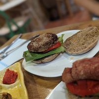Hamburgesa Sobrasasa at VA De BO in Mallorca