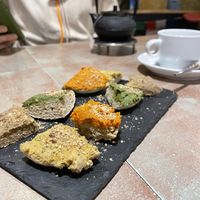 Surtido de patés veganos  at VA De BO in Mallorca