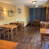 Doning at Hislop's Cafe in Kaikoura