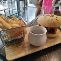 Pulled jackfruit and carrot burger at The Pitted Date in Playa Del Carmen