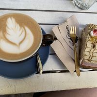 Coffee & strawberry pistachio cake  at Ginko - Greenhouse in Graz