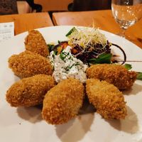 Croquetas con setas at Hicuri in Granada